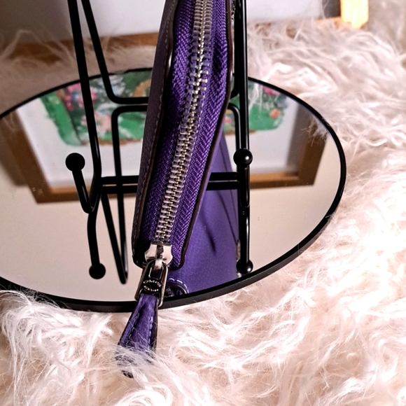 Coach NWOTs Zip Around Wallet - Picture 5 of 16